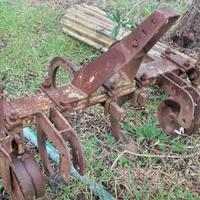 estirpatore a tre punti