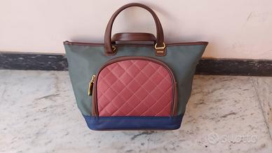 Borsa donna "Karisma". Nuova, due manici corti