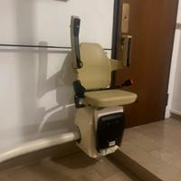 Montascale per disabili con poltroncina