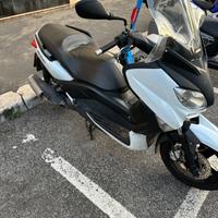 Xmax 250