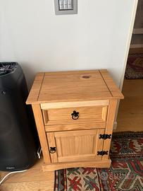 Mobiletto legno