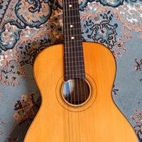 chitarra classica con custodia