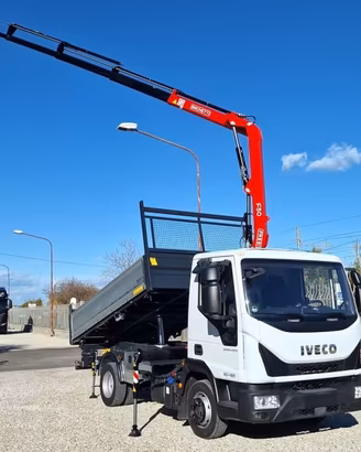 IVECO EUROCARGO 75 80E19 E6 GRU + RIBALTABILE