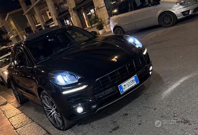 PORSCHE MACAN 3.0D FULL OPTIONAL- PARI AL NUOVO