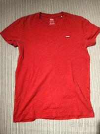 T-shirt Levis
