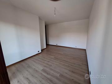 Ampio Tre Locali a Bovisio Masciago