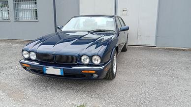 Jaguar XJ8 - 3.2- V8 - autom. Certificata ASI