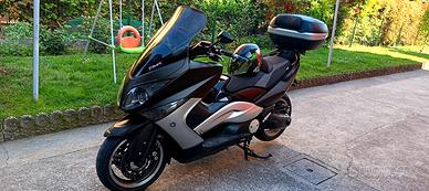 Yamaha t max 500