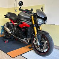 Triumph speed triple