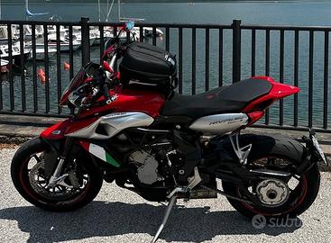 MV AGUSTA RIVALE 800