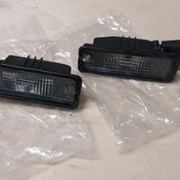 Porta luci targa golf VII 7 originali Volkswagen