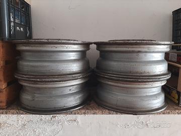  Cerchi diametro 13 attacco Fiat.