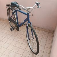 Bici da uomo misura 28, copertoni seminuovi.