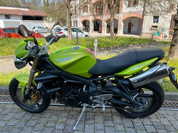 Triumph street triple 2008