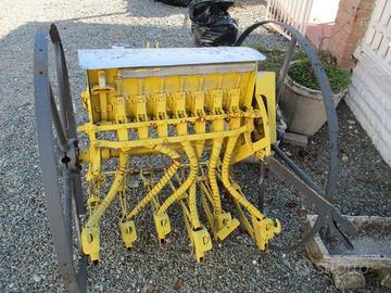 Seminatrice d'epoca anni 40