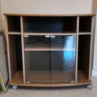 Mobile tv con rotelle