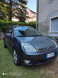 Cofano Ford Fiesta MK5