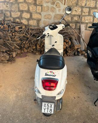 Vespa 50 Sprint