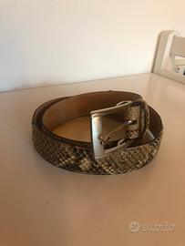 Cintura in vero pitone.