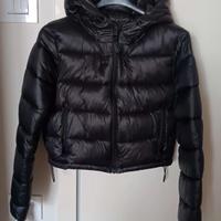 Piumino corto T W 
colore nero tg.M
