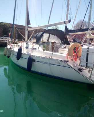 Barca a vela Beneteau Oceanis 370