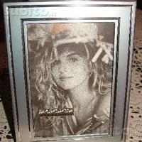 Cornice in acciaio lucidato