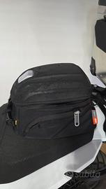 Borsa serbatoio magnetica Givi MT504