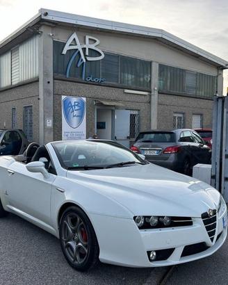 ALFA ROMEO Spider 1750 TBi *CRONO SERVICE ALFA*