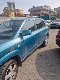 hyundai tucson 4x4