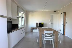 2 LOCALI A MANERBA DEL GARDA
