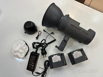 Flash Neewer Vision 4