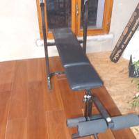 Panca per esercizi salva spazio