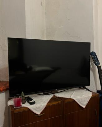 Smart TV EKO 45”