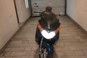 Suzuki AN Burgman 400