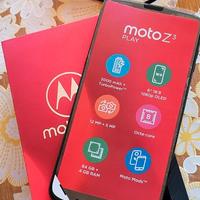 Smartphone Motorola z3 play