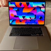 MacBook Pro 16” grigio siderale
