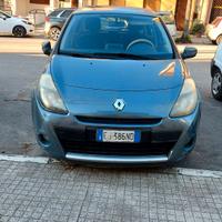 Renault clio anno 2011  in buone condizione