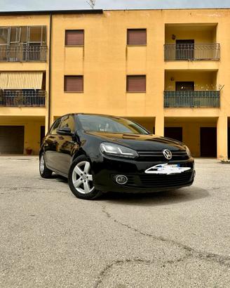 Volkswagen Golf 6 1.6 TDI 105 CV