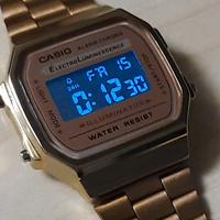 Casio vintage unisex acciaio oro mod.1572