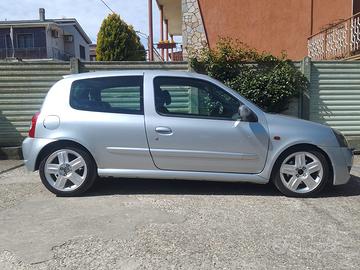 Renault Clio RS