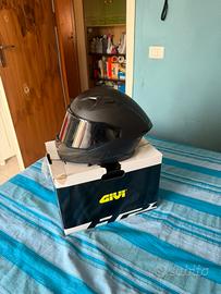 Casco integrale givi