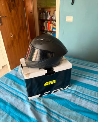 Casco integrale givi