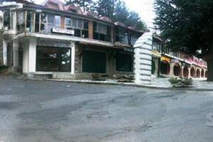 Villaggio Palumbo Sila - Negozio in Piazza