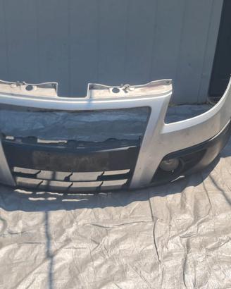 Paraurti anteriore fiat sedici DANNEGGIATO 2009 .p