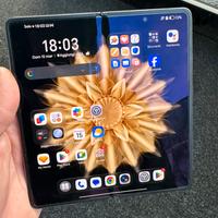 Honor magic v2