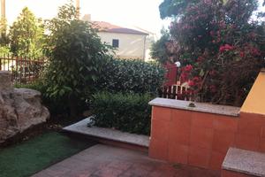 Appartamento con ingresso indipendente patio giard