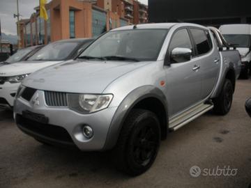 Mitsubishi L200 2.5 DI-D/178CV DC Intense Plus FUR
