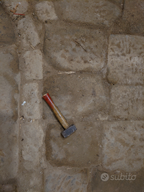 Pavimento antico in pietra serena
