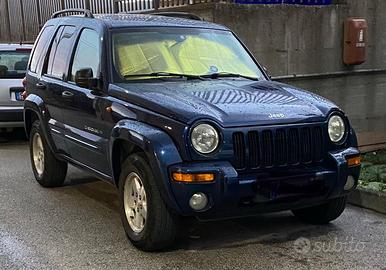 Jeep Cherokee 2500 CRD LIMITED