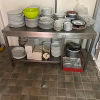 Tavolo da cucina in acciaio inox